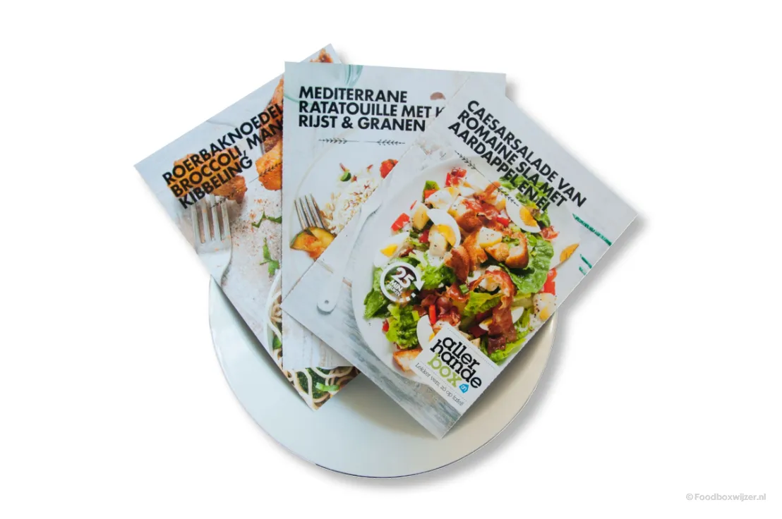 De receptkaarten voor de gerechten van de Allerhande box