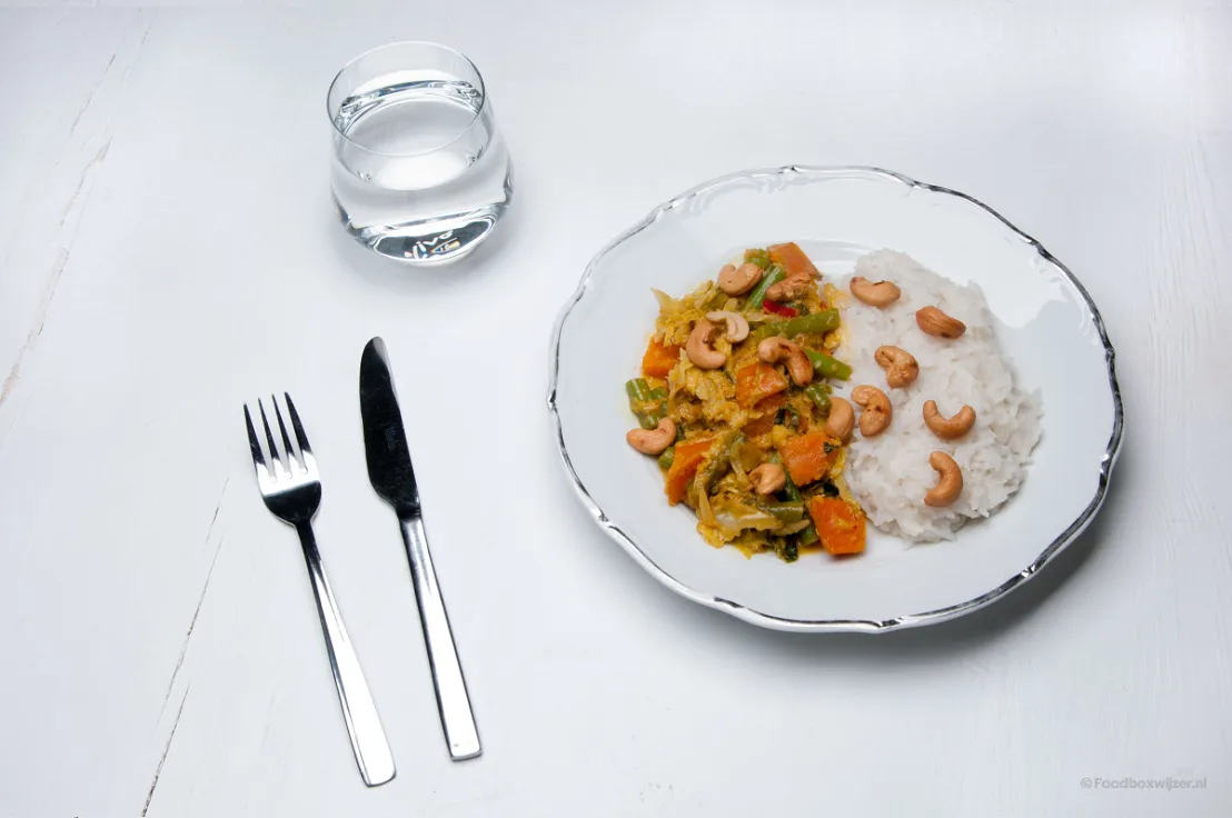 Het resultaat van de Indonesische curry op tafel