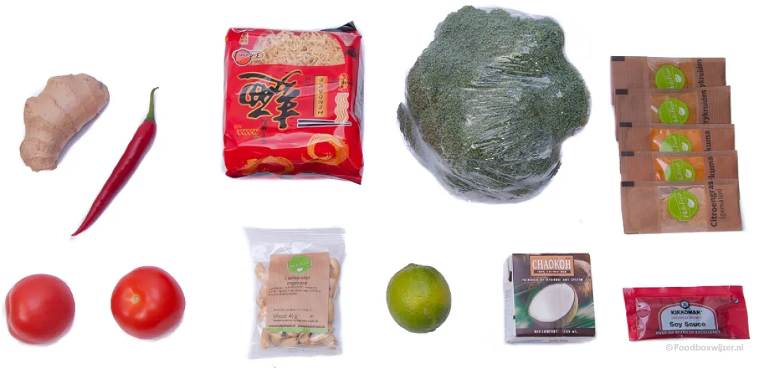 In de maaltijdbox zit alles wat we nodig hebben voor dit gerecht, zoals brocoli, cashewnoten en limoen