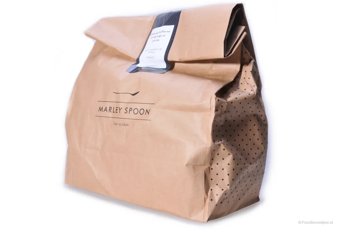 De gerechten van Marley Spoon zitten per gerecht verpakt in een papieren zak