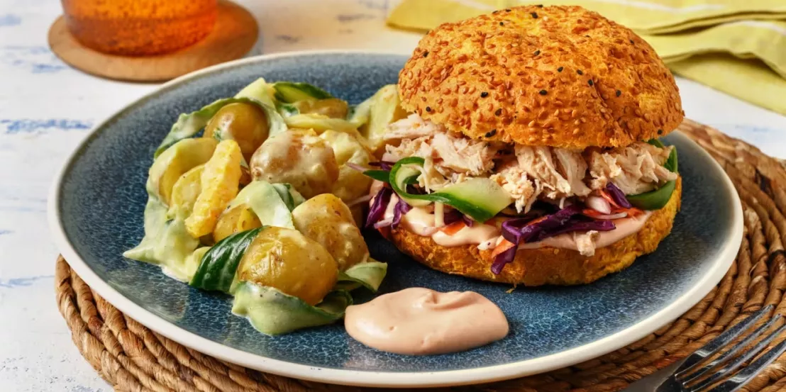 Broodje pulled chicken van Green Chef is een gezond en fris zomers gerecht