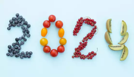 Goede voornemens voor het jaar 2024 om gezonder te eten met meer groente, fruit en gevarieerde gerechten