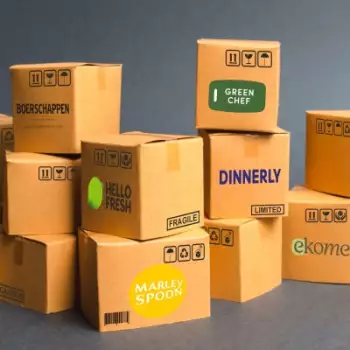 Stapel met alle maaltijdboxen