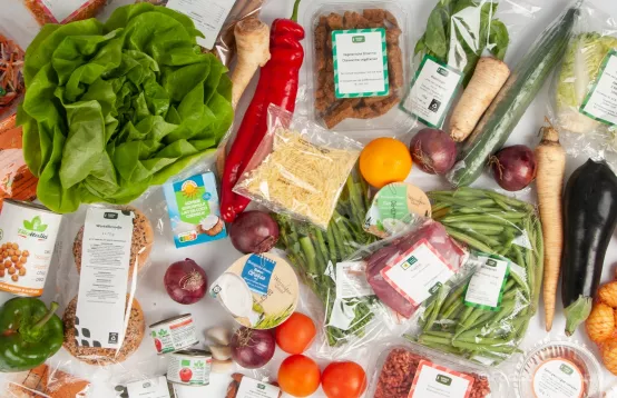 Groenten, vlees en alle producten uit de box van green chef, klaar om mee te koken